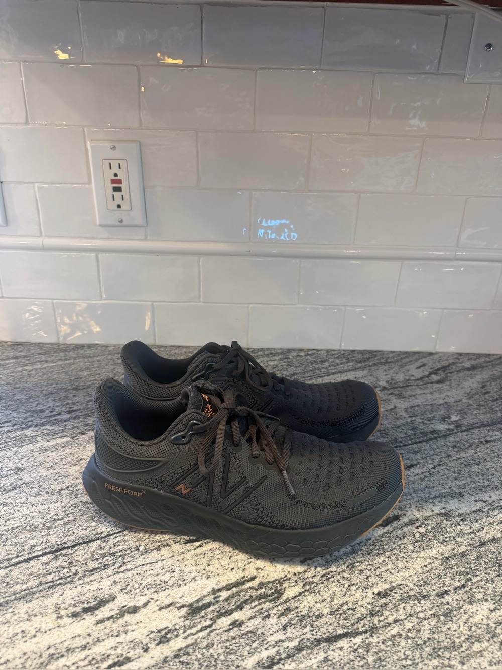 Men’s New Balance 1080V13 Size 9.5